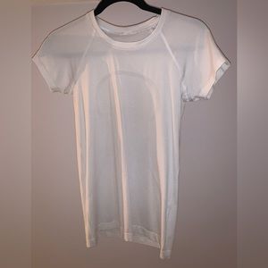 Lululemon swiftly tee